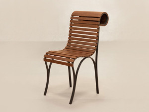 Стальной и деревянный стул без подлокотников