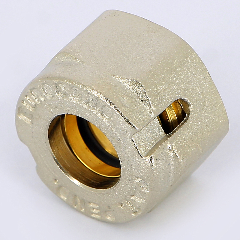 Соединитель для PEX-трубы обжим EMMETI 20х2,8(М24х19) 28100348