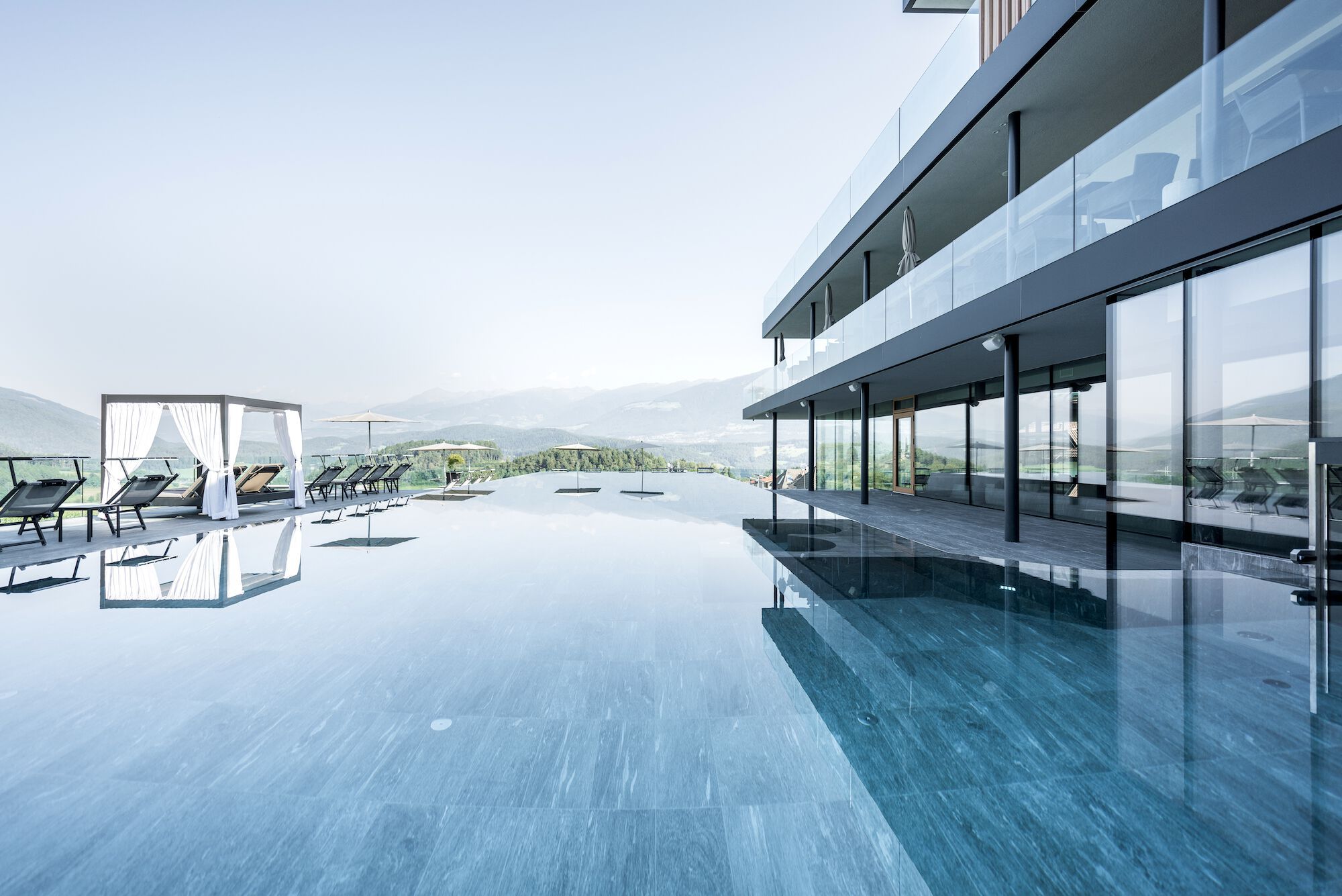 Стеклянный парапет для окон и балконов ALUVETRO система балюстрады GARDA ARCH-00040572 - Вид №11