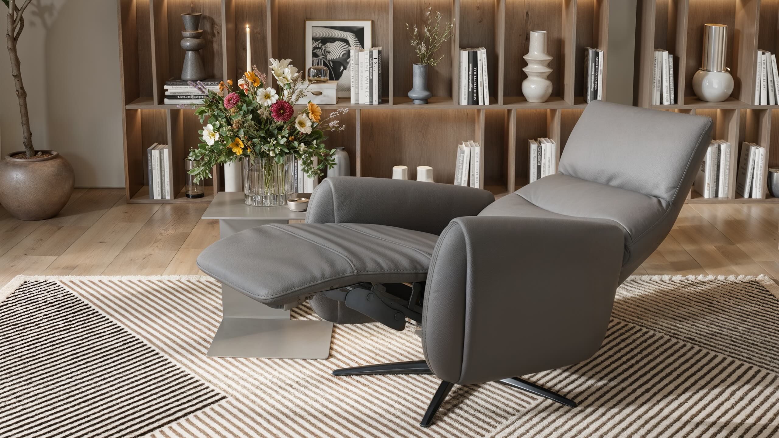 Кожаное кресло с подставкой для ног Sofanella Римини ARCH-00137315 - Вид №3