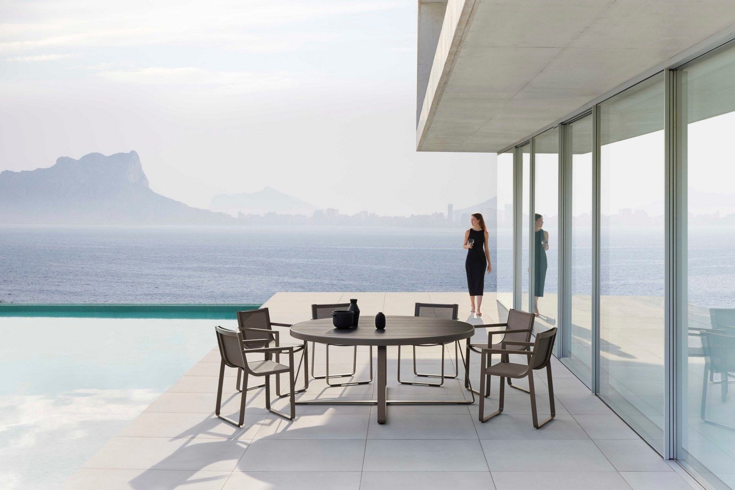 Садовый стул Batyline® с подлокотниками GANDIABLASCO Flat Textil ARCH-00080308 - Вид №2