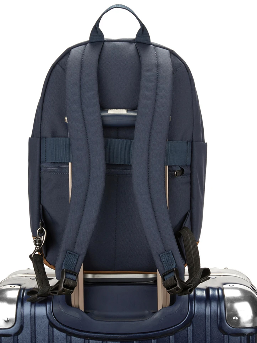 35110651 Рюкзак антивор Anti-Theft Backpack 15L PacSafe Pacsafe Go  - Вид №8