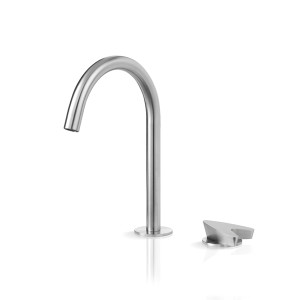 Смеситель на два отверстия для умывальника с изливом ARW102 linki