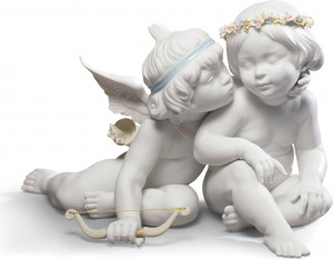 10669094 LLADRO Фигурка Lladro "Эрос и Психея" 43х28см Фарфор