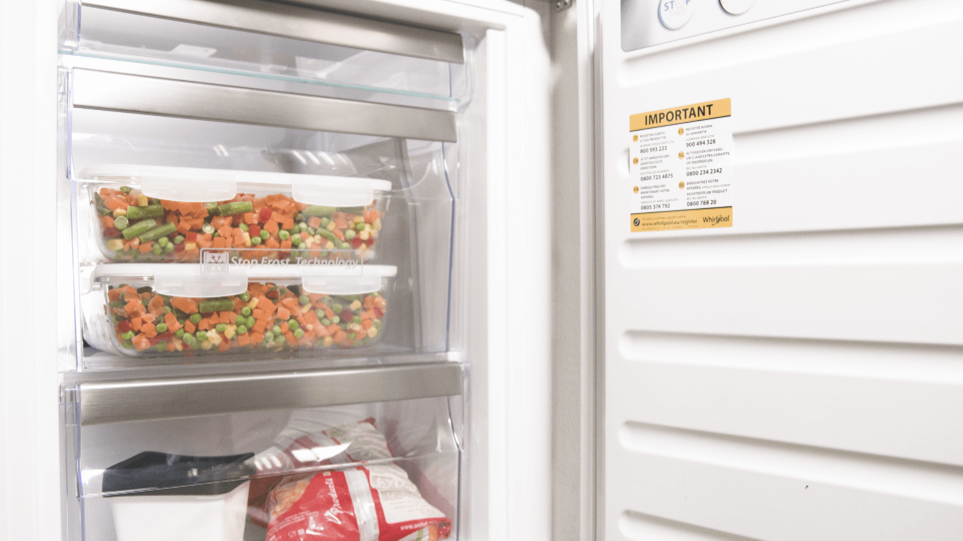 ART 9813/A++ SFS Встраиваемые холодильники / высота 193,5 см. объем 310 л. (230 л /80 л), 6th sense fresh control - система автоматического контроля и регулирования уровня влажности в холодильном отделении, электронное управление с сенсорным управлением Santreyd  - Вид №4