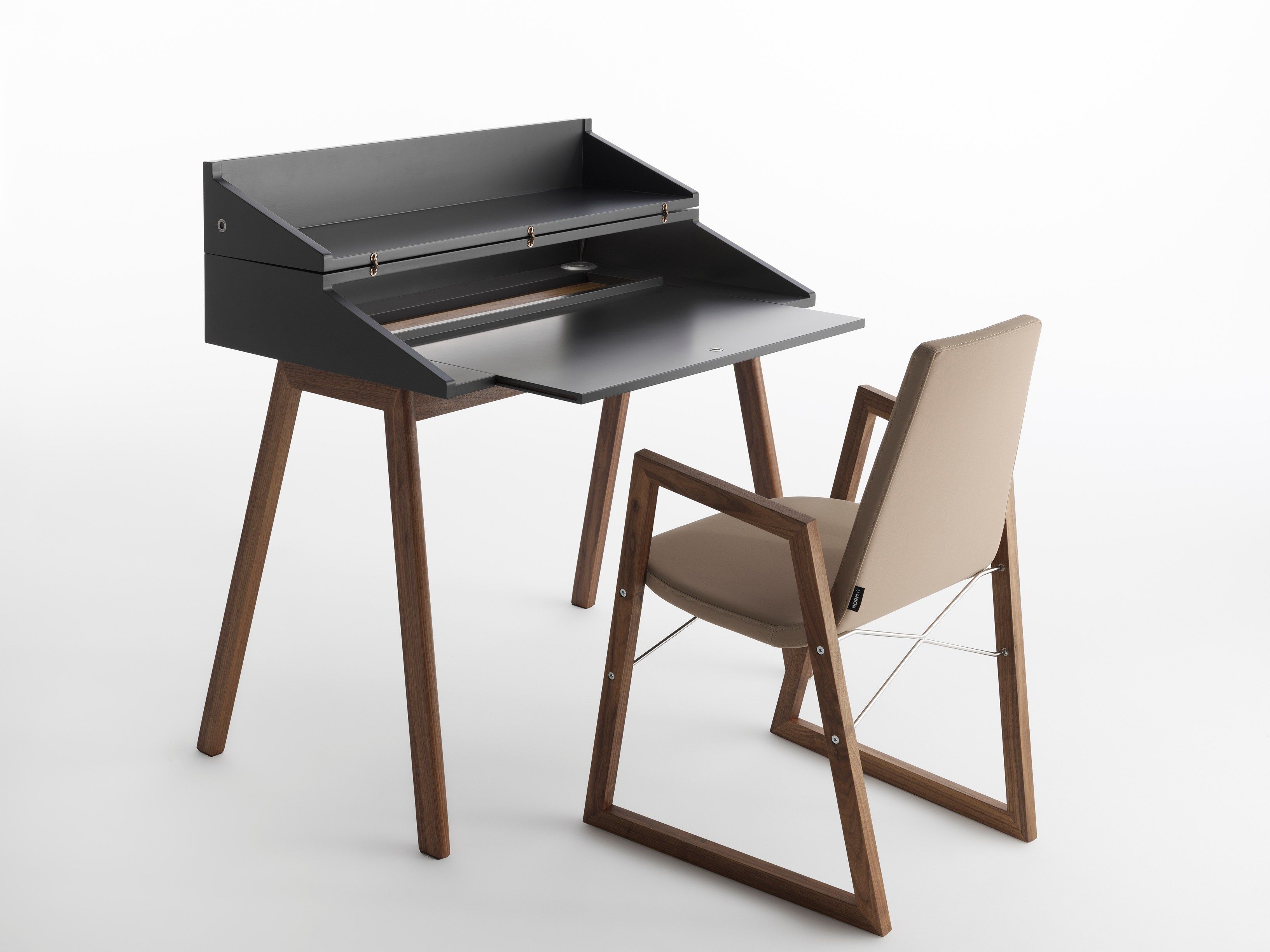 Мягкое кожаное или тканевое кресло для салазок Casamania & Horm ARCH-00145040 - Вид №6