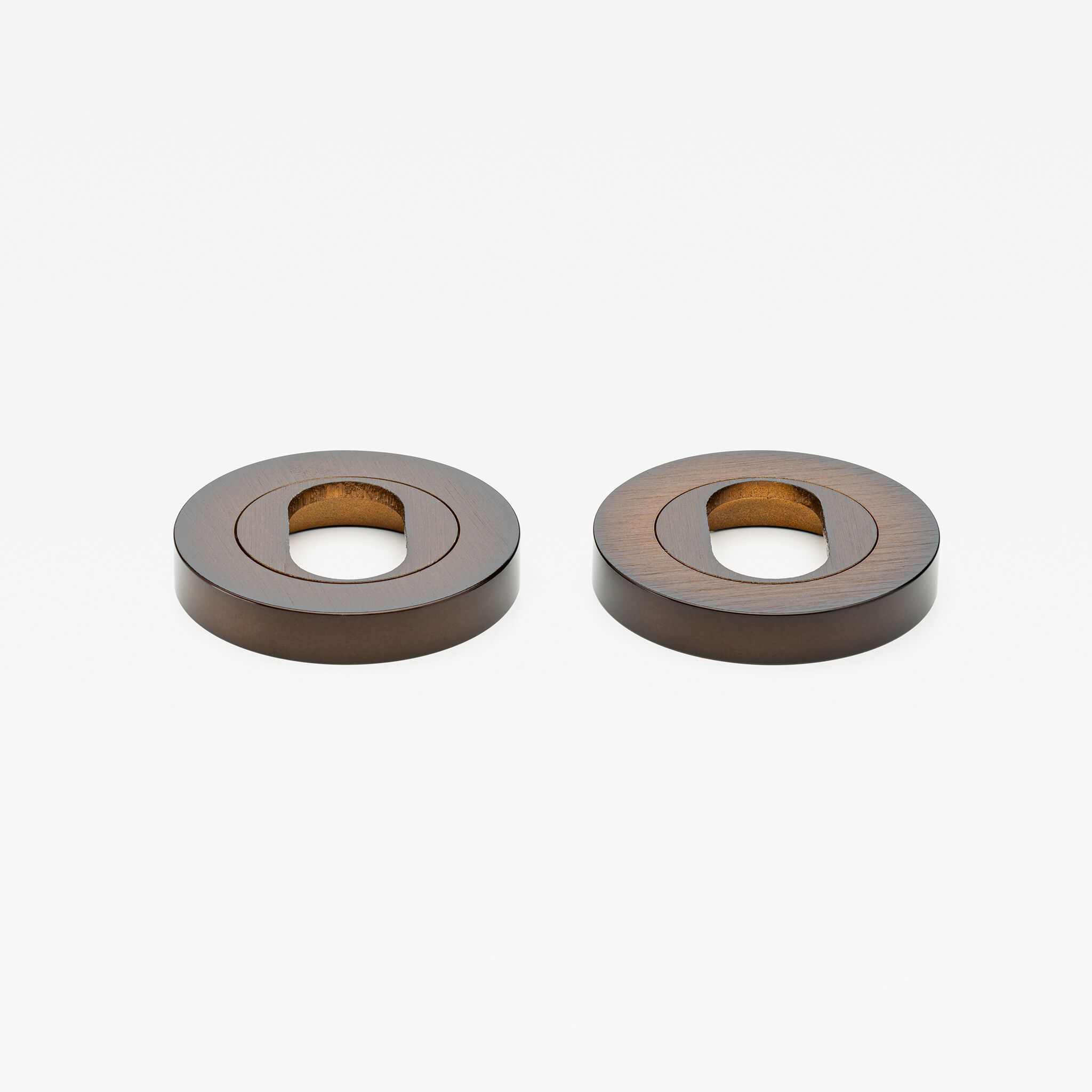 Латунная круглая насадка Lo & Co Interiors ESCUTCHEON OVAL ARCH-00140538 - Вид №8