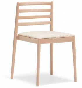 Andreu World Штабелируемый деревянный стул со встроенной подушкой Lake Si0654