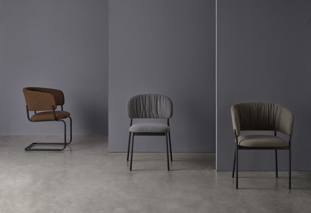 Тканевый консольный мягкий стул с подлокотниками Blasco&Vila RC Metal ARCH-00106942 - Вид №3