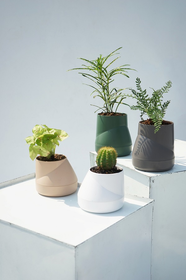 Горшок цветочный Hill Pot, большой, серый Qualy QLX20002GY - Вид №1