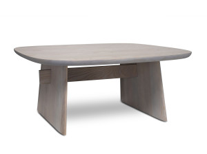 Деревянный низкий квадратный журнальный столик