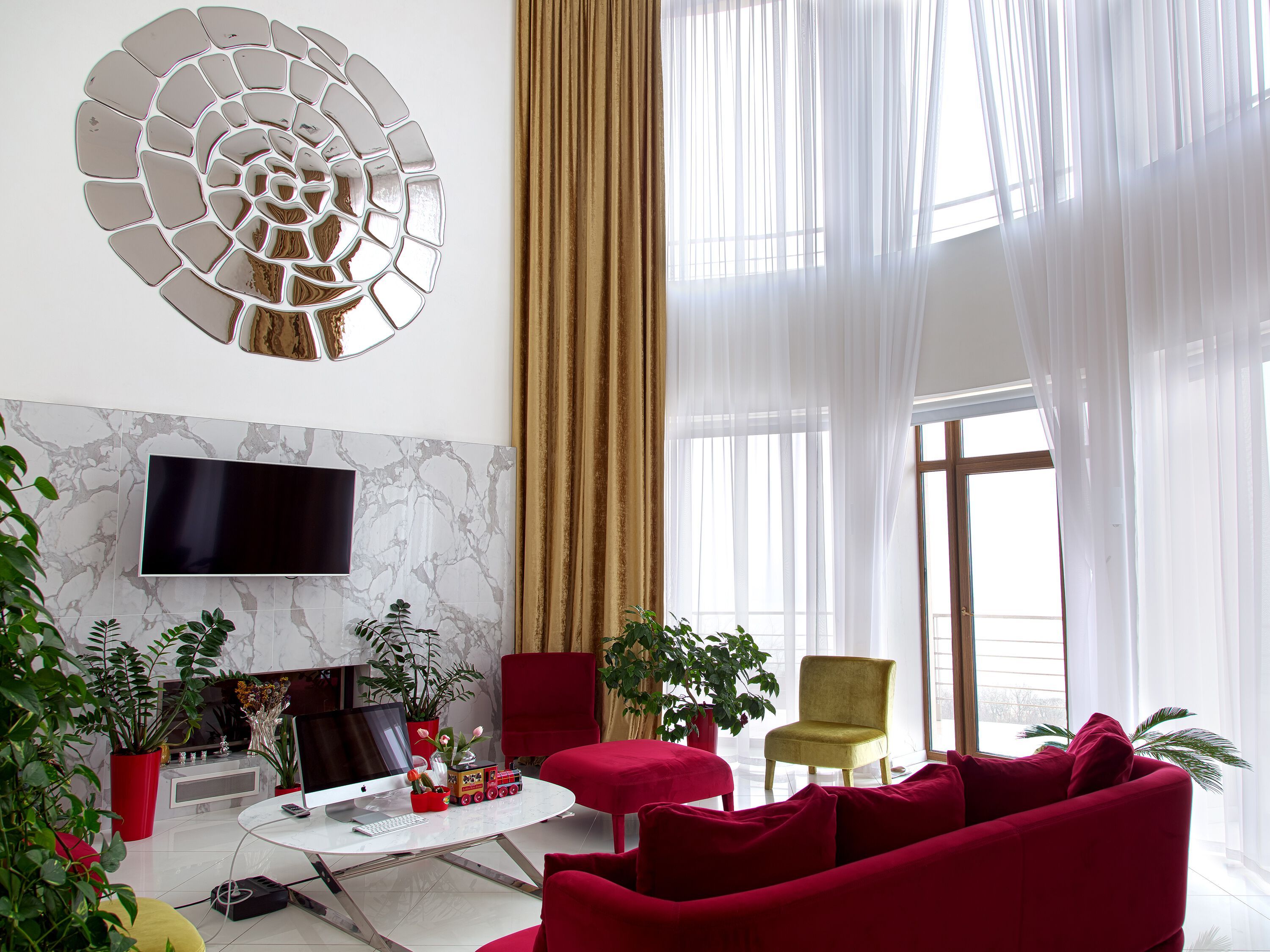 Декоративный предмет из зеркального стекла PlusObject SPIRAL ARCH-00056039 - Вид №5