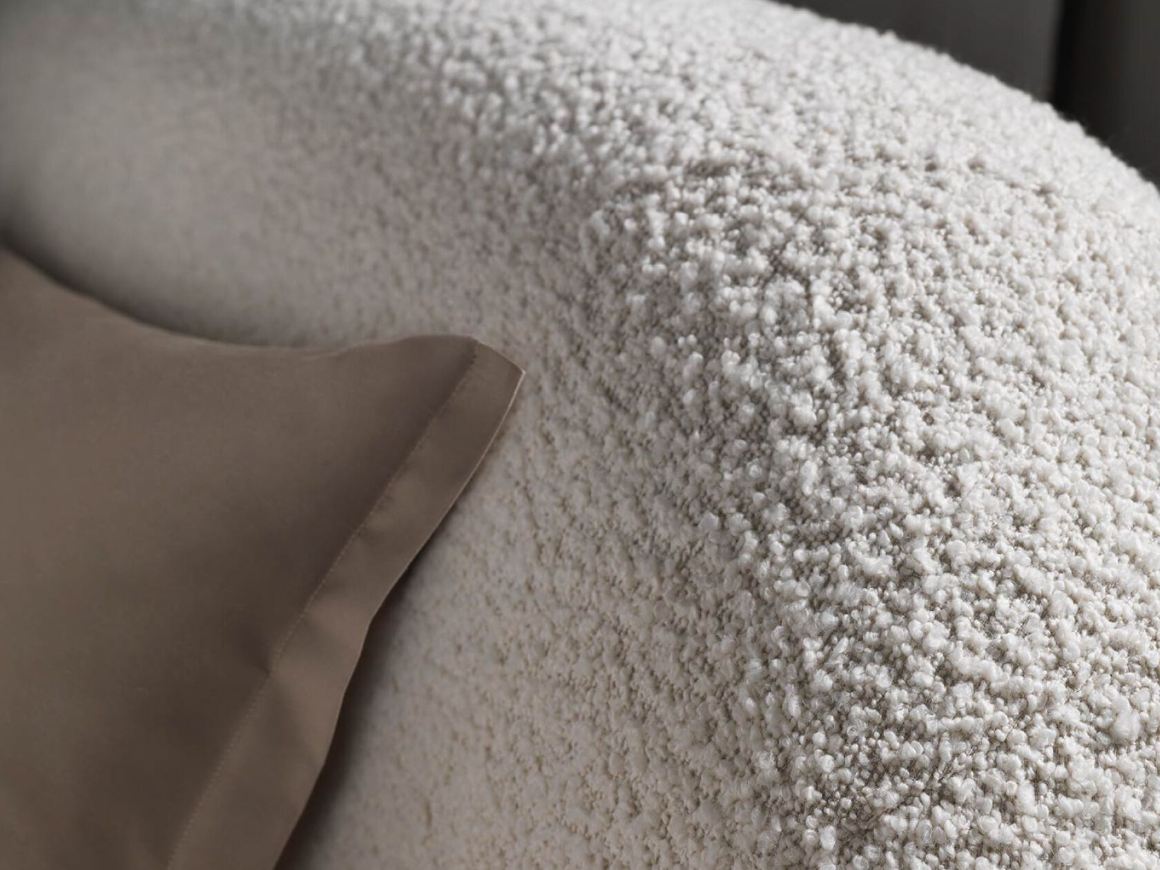 Мягкая кровать из ткани Altrenotti дизайнер ARCH-00026798 - Вид №1