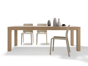 Прямоугольный обеденный стол из дуба