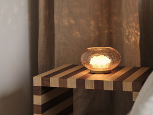 Стеклянная светодиодная настольная лампа