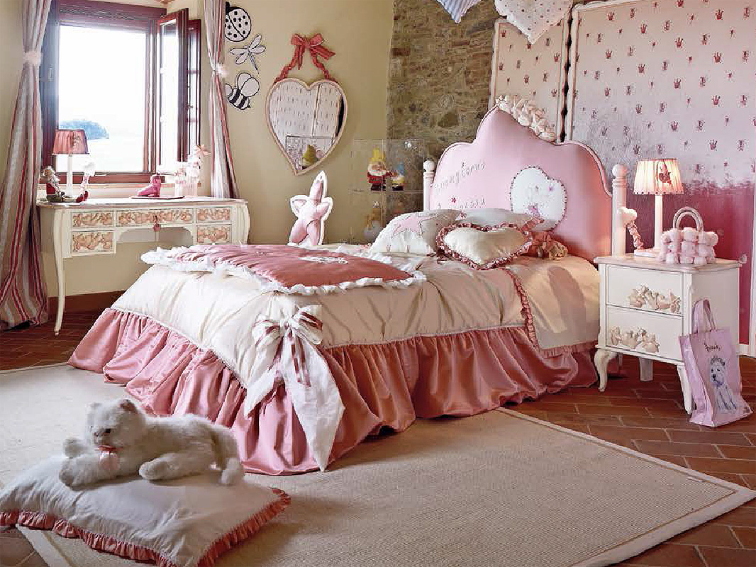 Кровать NUVOLA con cuori VOLPI 5024/M + 6101/M Classic