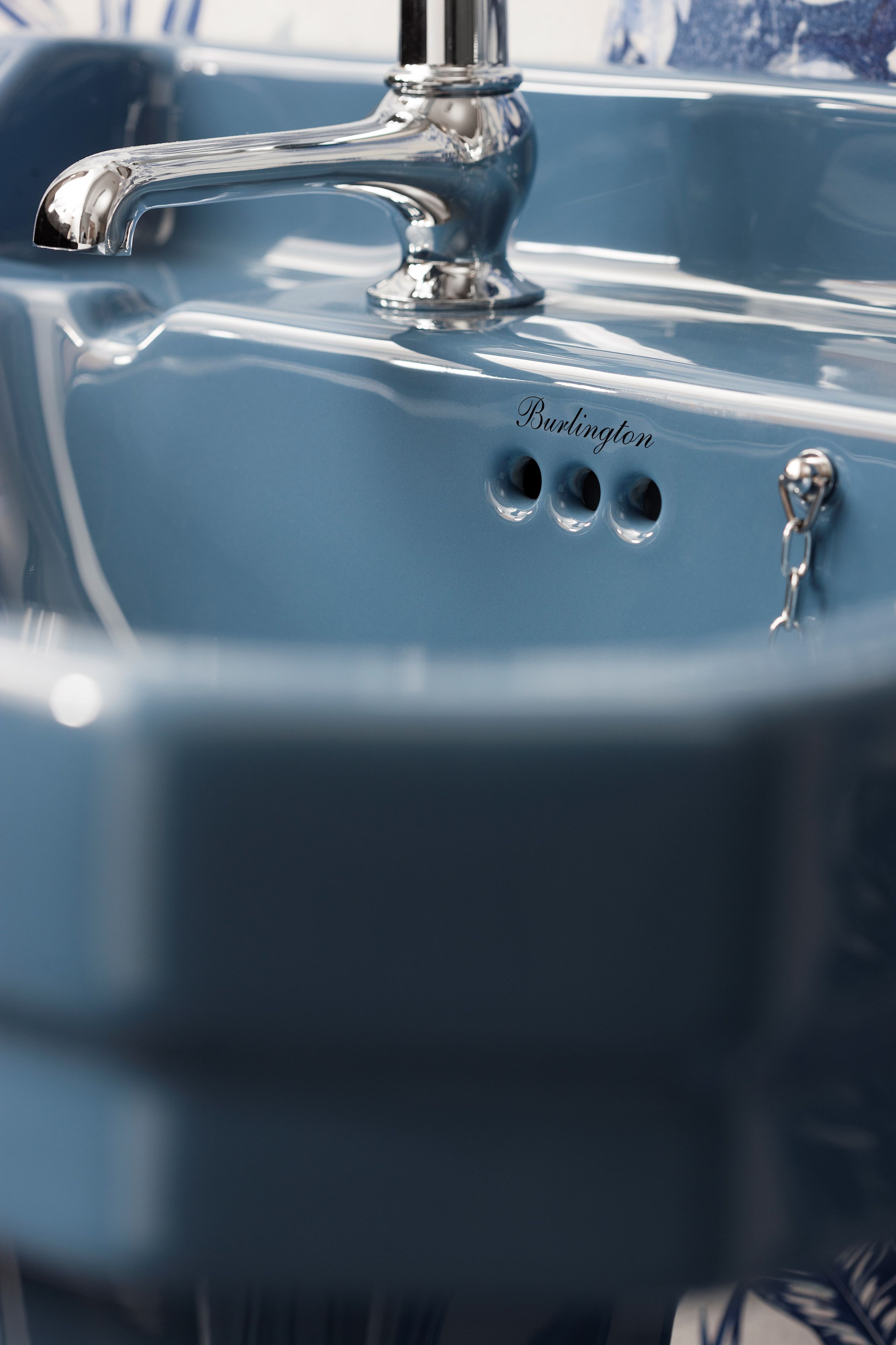 Прямоугольный умывальник из стекла на колонне Burlington На заказ ARCH-00028147 - Вид №16