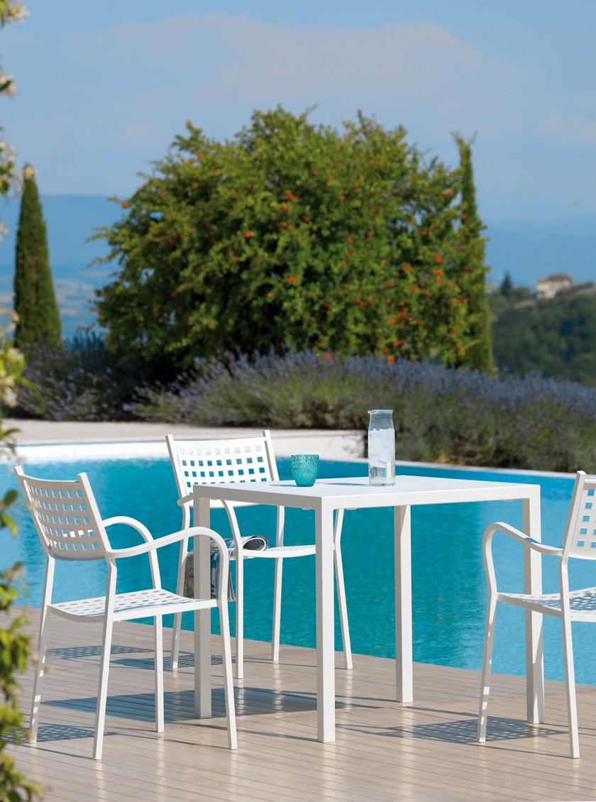 Vermobil Штабелируемый металлический садовый стул с подлокотниками Alice Ch1550 - Вид №4