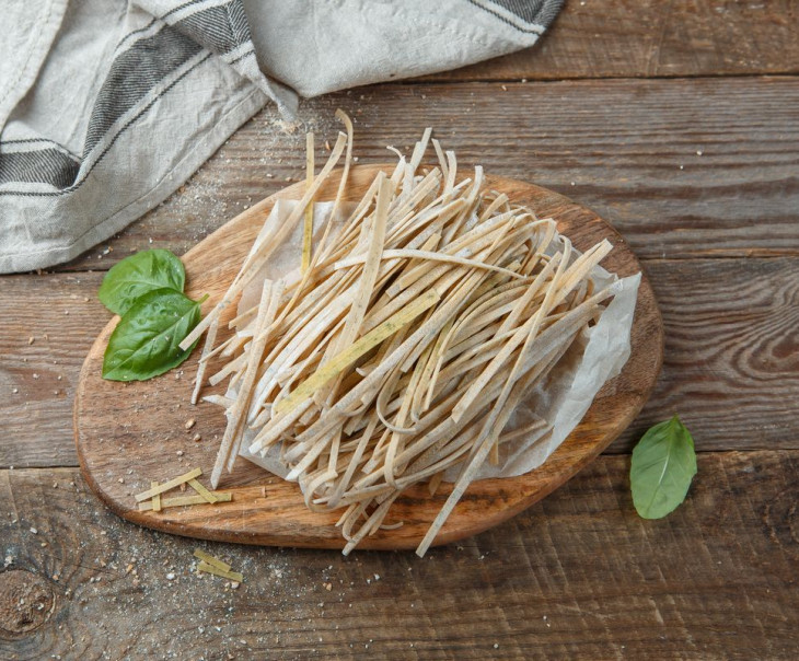 1964 Лапша "Домашняя" со шпинатом Вкусляндия 