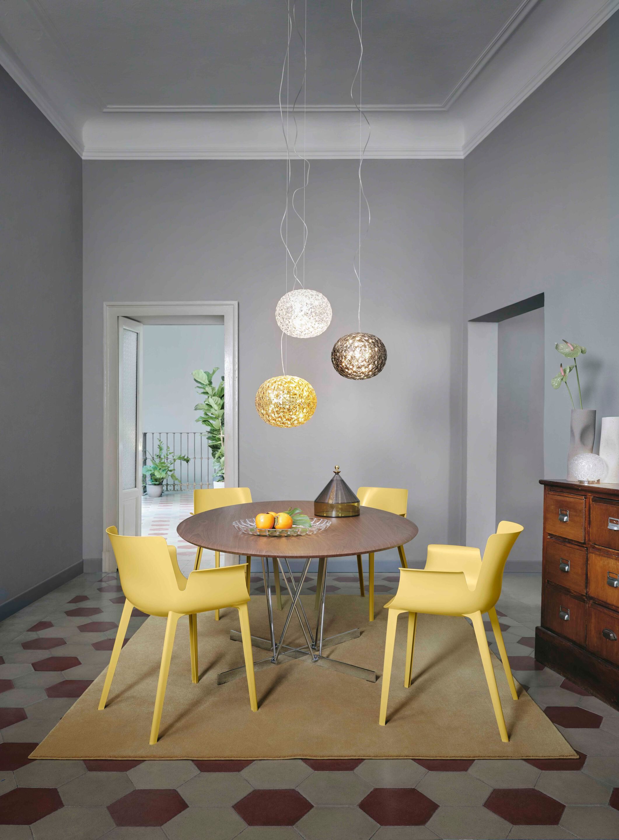 Светодиодный подвесной светильник из инженерного пластика Kartell Planet ARCH-00059689 - Вид №4