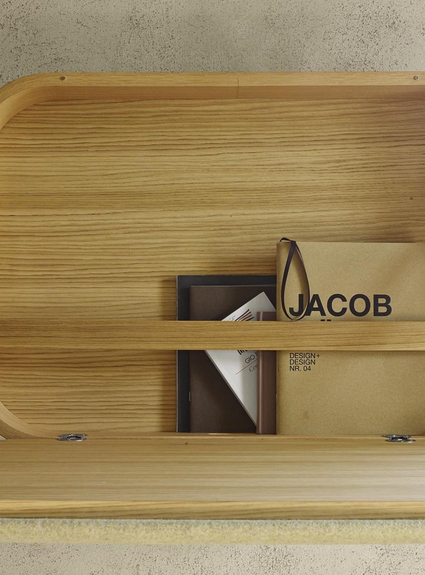 Ligne Roset Подвесной письменный стол из дуба с откидными дверцами  19980141  - Вид №3