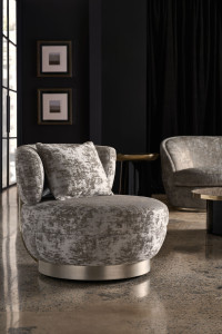 Вращающееся кресло из синели