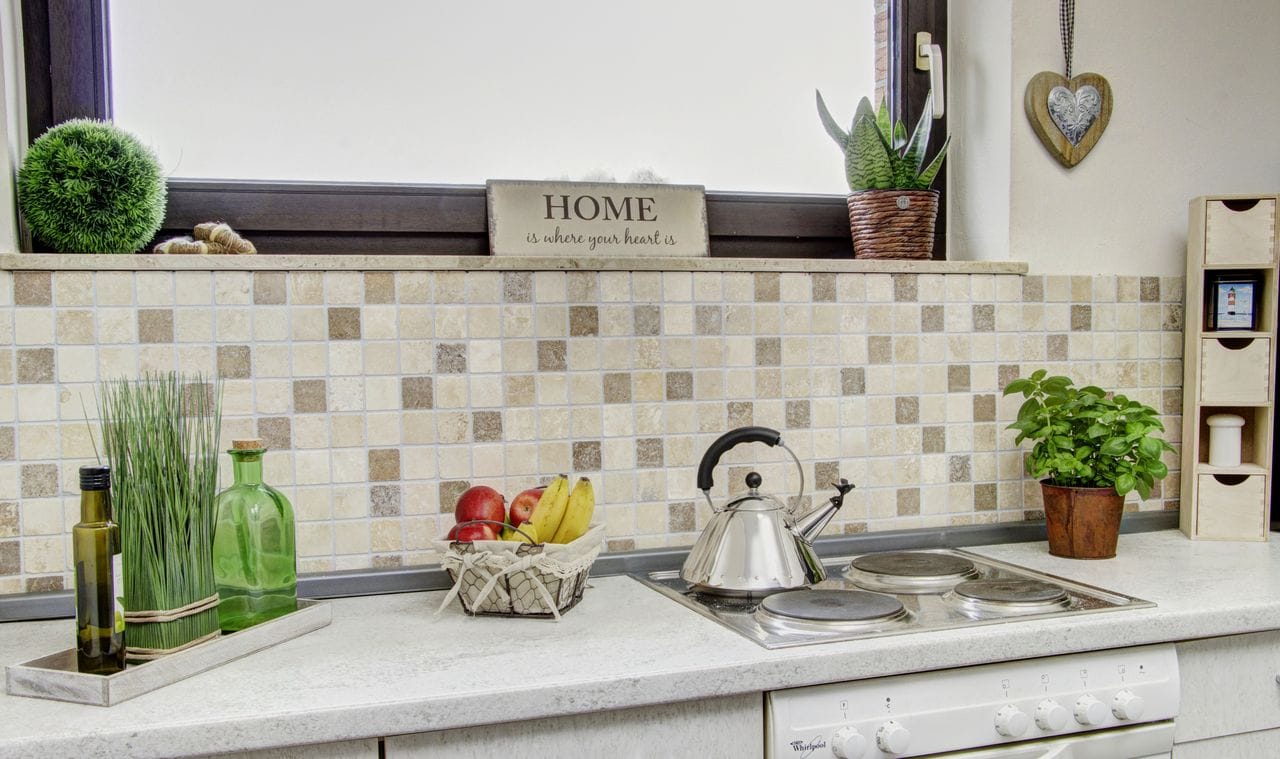 Мозаика из травертина Gold, Silver и грецкого ореха Mosaix мрамор ARCH-00017772 - Вид №3