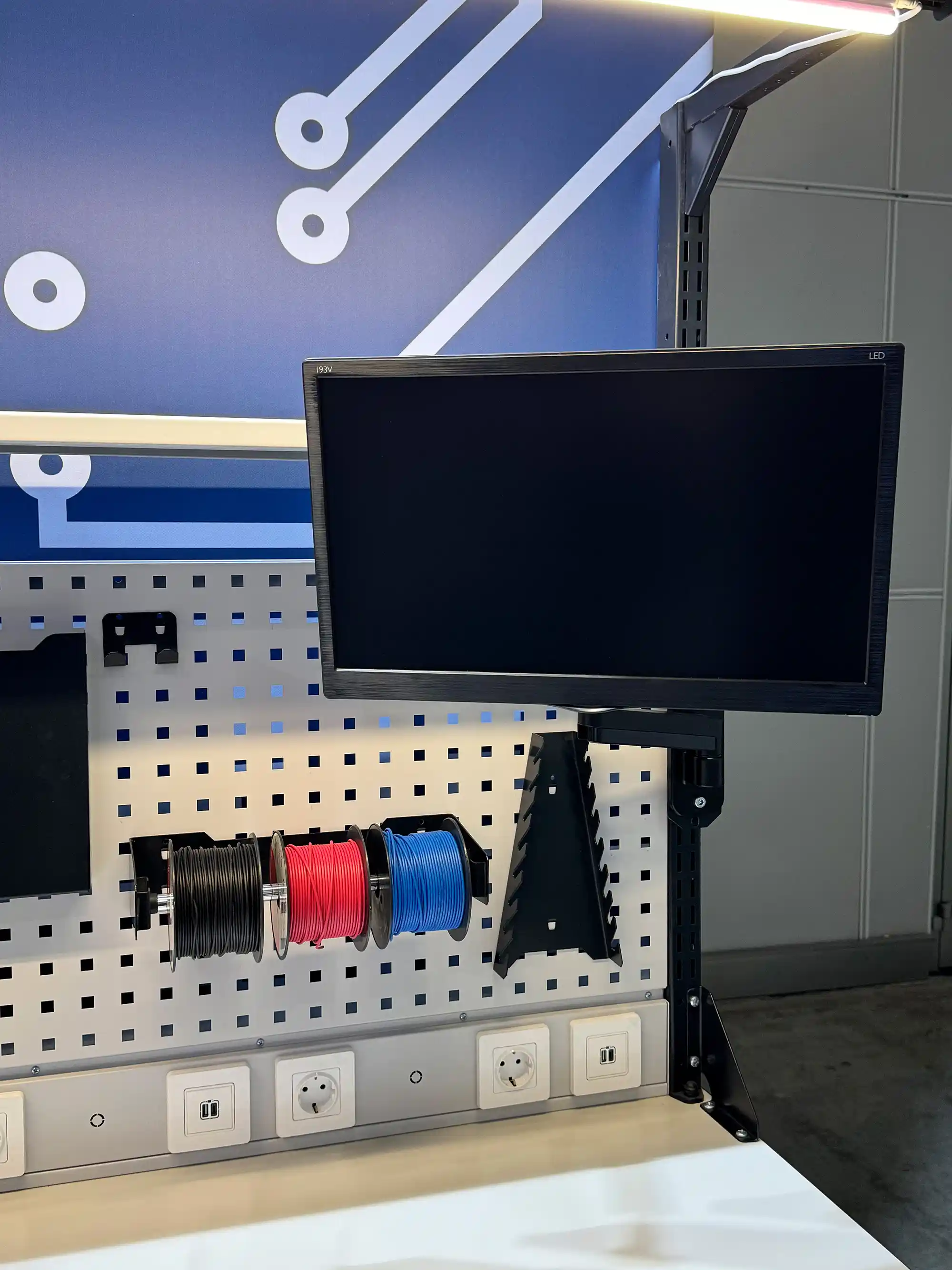 Кронштейн для монитора DBL Верстакофф  - Вид №1