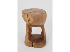 Журнальный столик из грецкого ореха