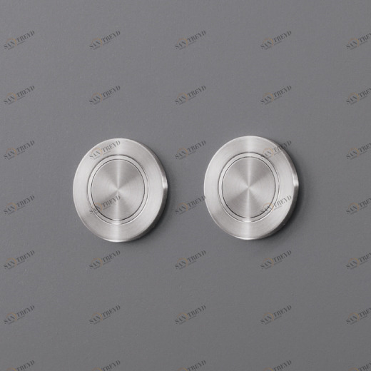 Пара кнопок для двойного смыва Geberit (Sigma) цистерны установлен на панели доступной для контроля  PUL06 CEADESIGN 