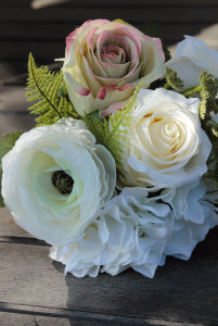 3631 778 a3 Искусственный букет 'роза / гортензия / ранункулюс', 21 см, бежево-белый H-andreas