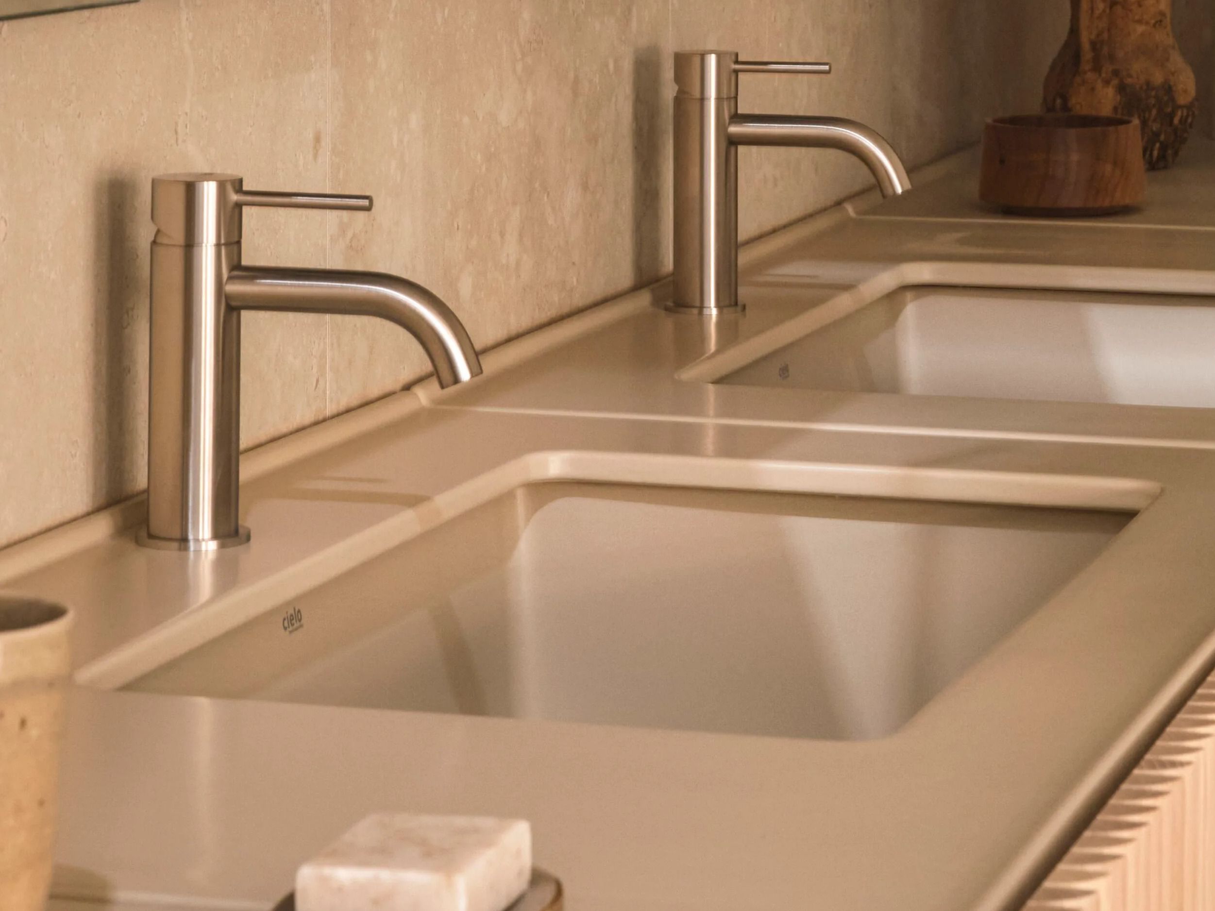 Керамическая раковина с утопленным под столом прямоугольная раковина Ceramica Cielo Filo ARCH-00074650