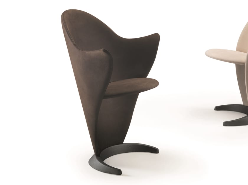 Деревянный стул с тканевым покрытием с подлокотниками REFLEX лепесток ARCH-00060478