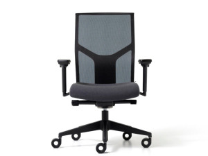 Офисное кресло с сетчатым подлокотником с 5 спицами