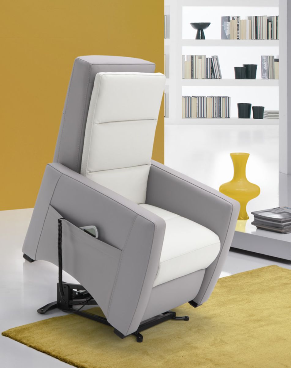 Массажно-Расслабляющие Кресло Lift 2 Motori Shiatsu Mf450 Spaziorelaxitalia  Dubai Dubai Lift 2 Motori Shiatsu Mf450 - Вид №3