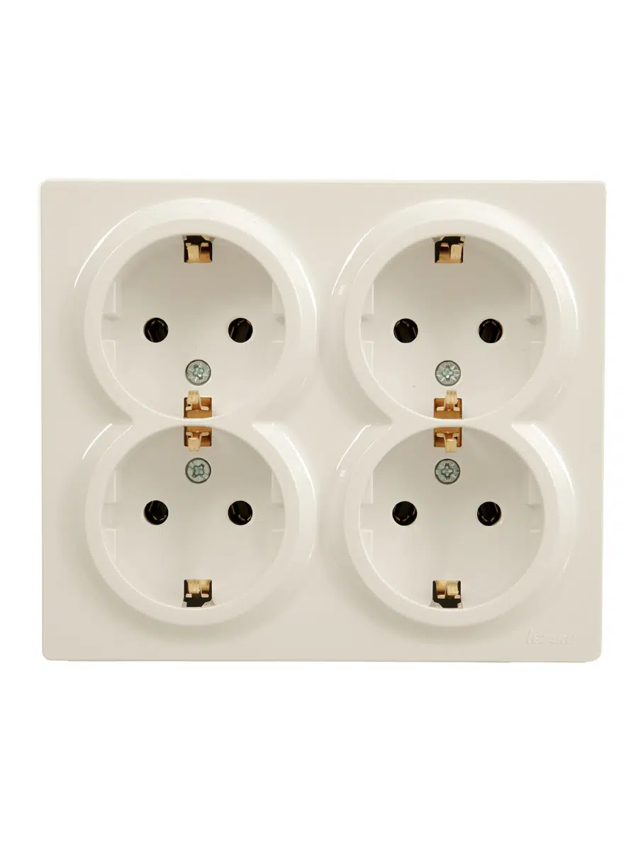 LETO Розетка четверная с/з закрытый корпус ПБТ крем LEZARD 752-0300-127BDP