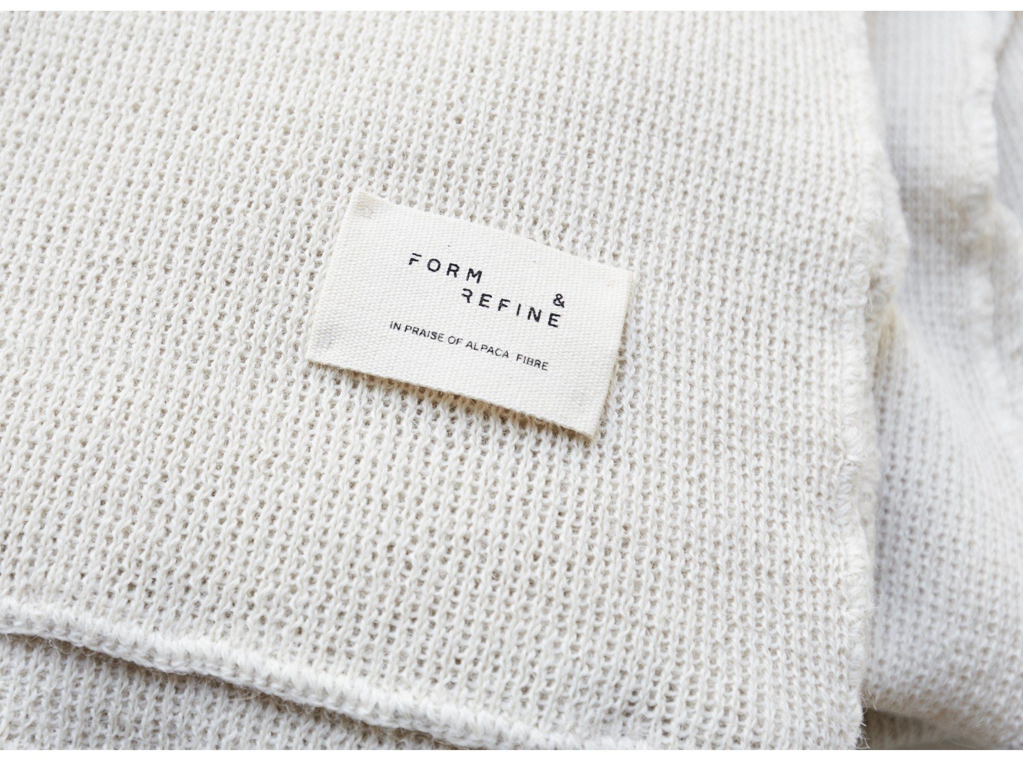 Плед с графическим рисунком из альпаки Form & Refine Aymara ARCH-00052386 - Вид №4