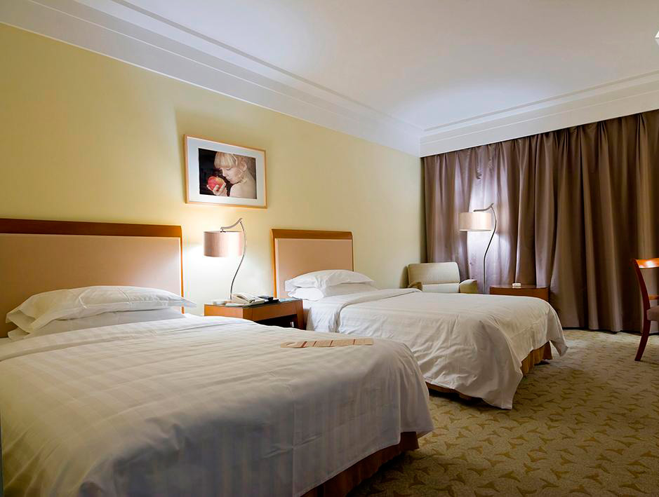 Торшер MW-Light Хилтон 626040301 MW-LIGHT  180897 Бежевый  - Вид №1