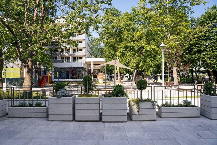 ENCHO ENCHEV - ETE Квадратная кашпо для общественных мест  73  - Вид №4