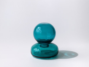 Ваза из дутого стекла