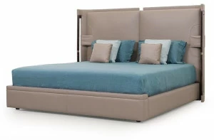 Turri Двуспальная кровать из кожи с обитым изголовьем Eclipse