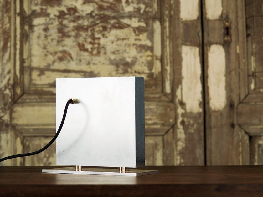 Pascal & Philippe Настольная лампа с отраженным светом из алюминия Pezzi unici sun-id-1358403 - Вид №2