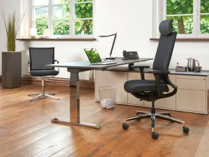 Febrü Кресло руководителя поворотное на 5 спиц с высокой спинкой One