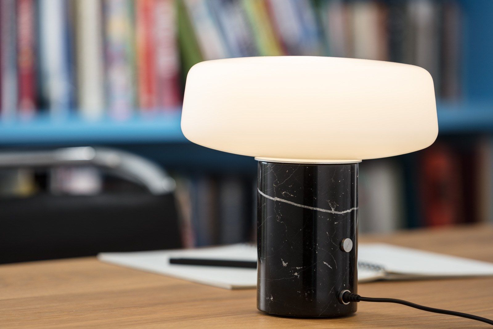 Черная мраморная светодиодная настольная лампа Marquina Case SOLID ARCH-00096833 - Вид №8