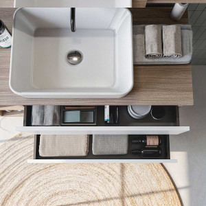 Деревянный подвесной умывальник с зеркалом