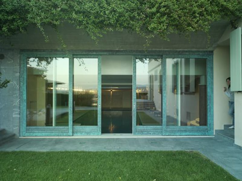 Деревянная раздвижная дверь-окно-бронза Carminati Alu 90 Bronze ARCH-00081638