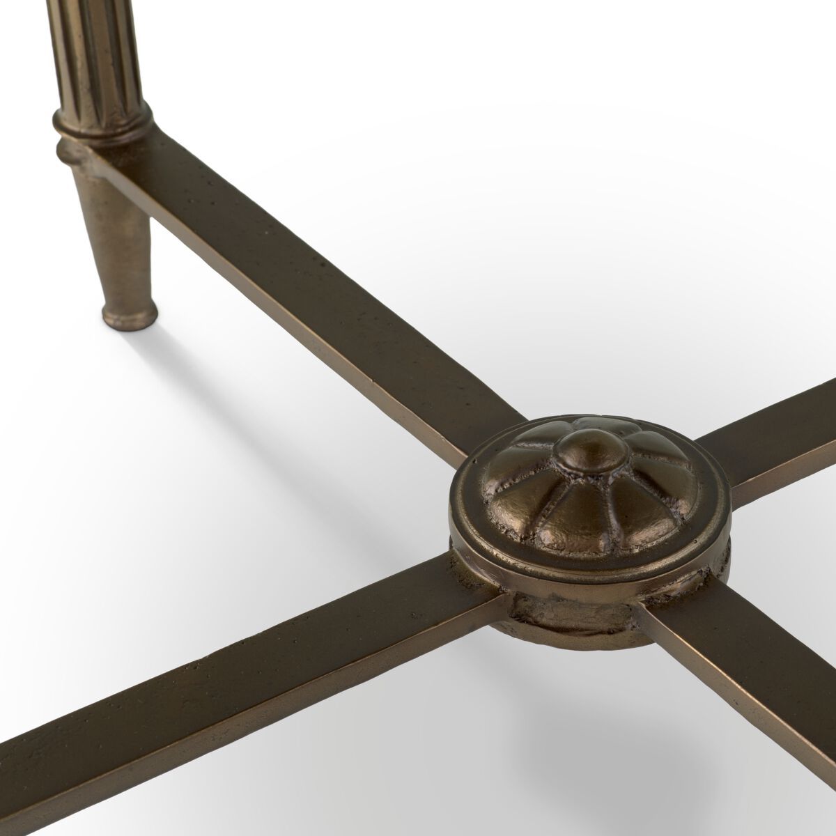 Круглый журнальный столик из зеркального стекла Eichholtz BOWERY ARCH-00081762 - Вид №5