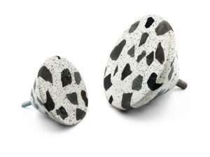 Бетонная ручка