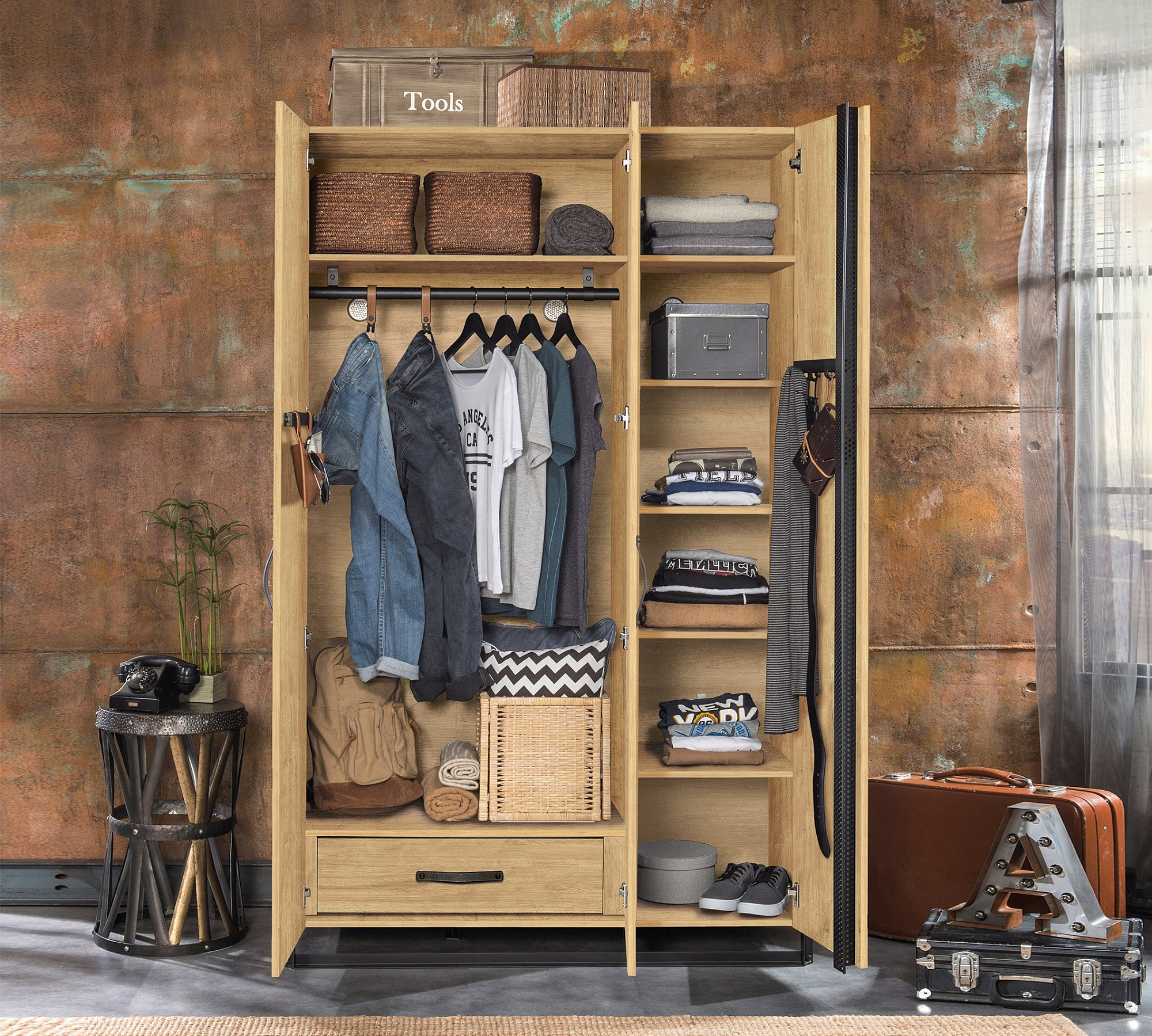 Шкаф распашной трехстворчатый светлый дуб Wood Metal CILEK WOOD METAL 00-3832577 Бежевый Santreyd  - Вид №1