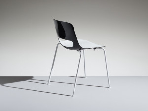 Стул из полипропилена для залов ожидания